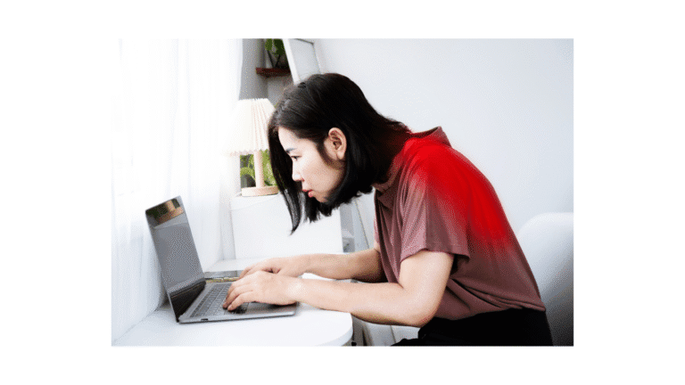 TECH-NECK: il nemico silenzioso della tua postura (e come ribellarsi)